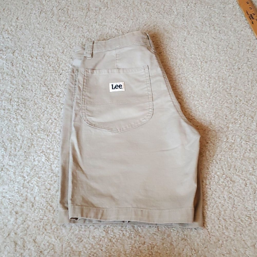 Lee Tan Flat Front Stretch Khaki Chino Shorts Size 10 Medium - Picture 4 of 9